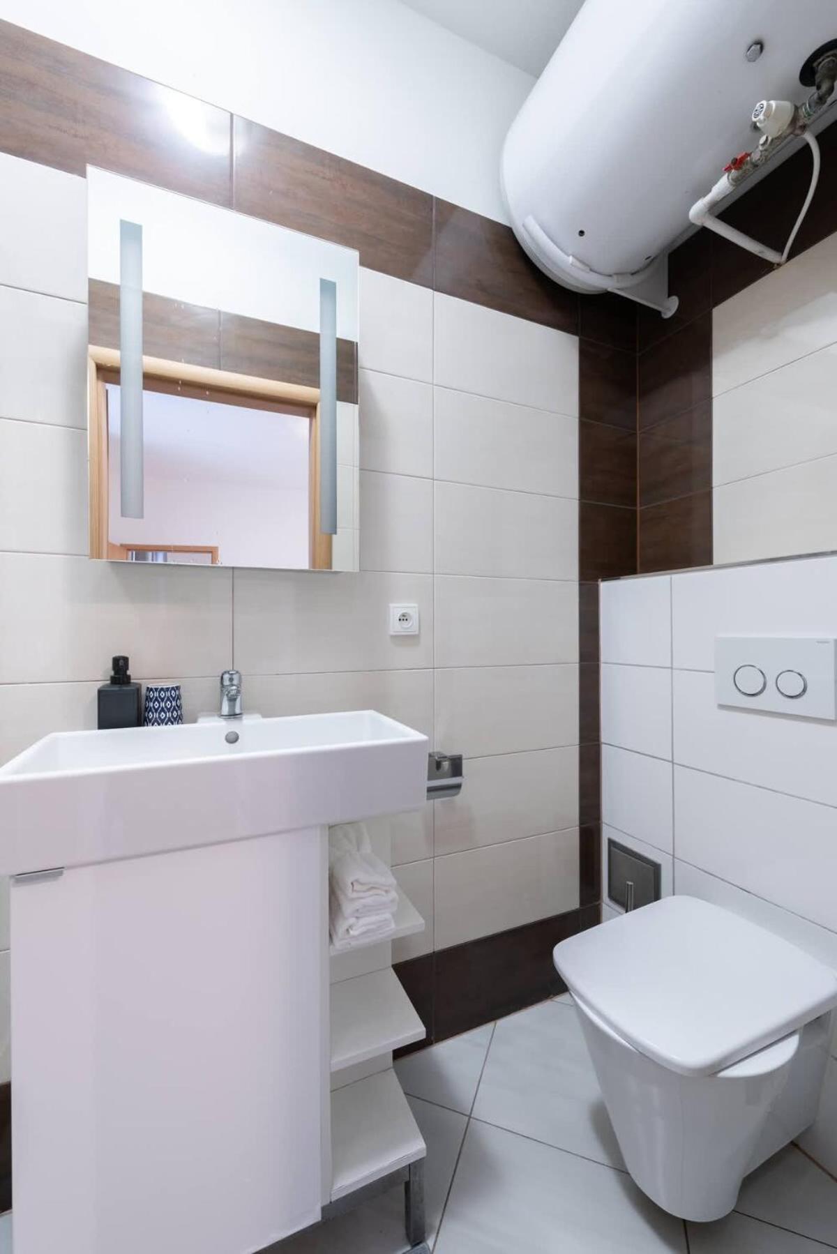 Charming Spacious In Appartamento Praga